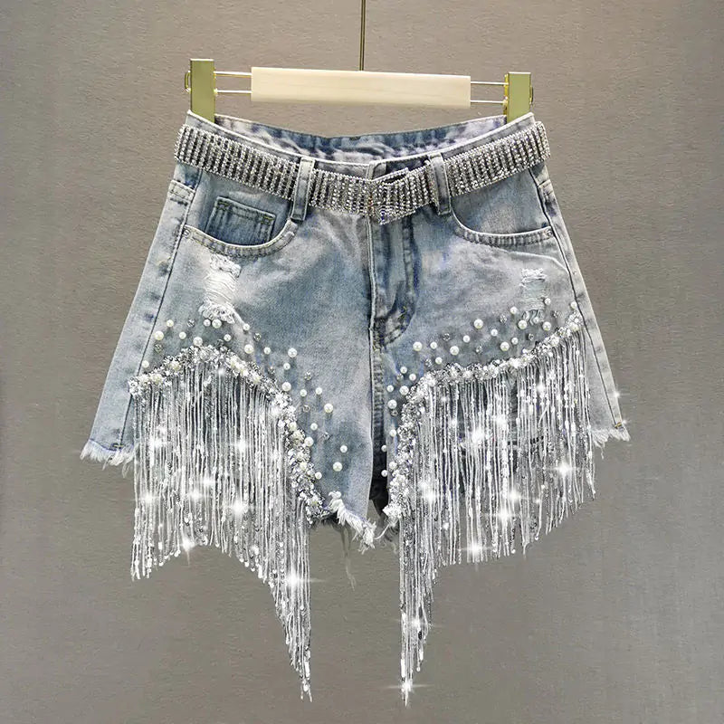 Denim-Shorts mit Quastenperlen